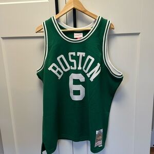 Bill Russel Boston Celtics Mitchel and Ness Swingman jersey extra large
